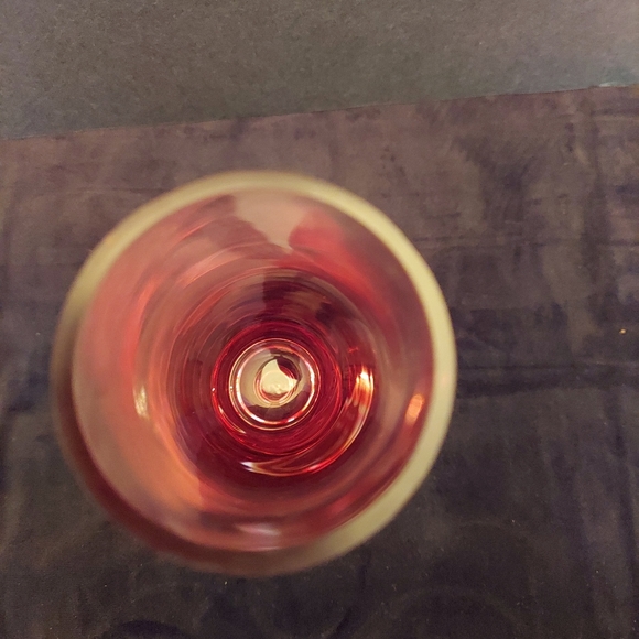 Hand-blown Red Vase - Picture 5 of 6